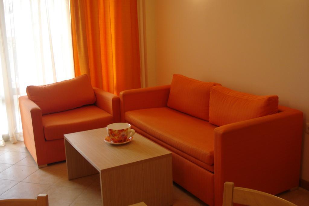 Royal Sun - Sunny Cove Apartment Sunny Beach Buitenkant foto