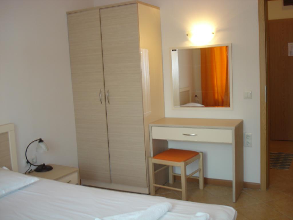 Royal Sun - Sunny Cove Apartment Sunny Beach Buitenkant foto