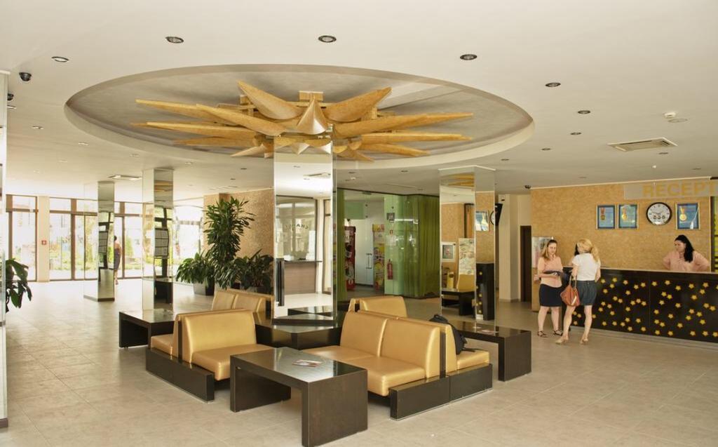 Royal Sun - Sunny Cove Apartment Sunny Beach Buitenkant foto